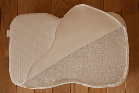 枕の素材で選ぶ｜通気性がよく、寝返りしやすい枕がおすすめ